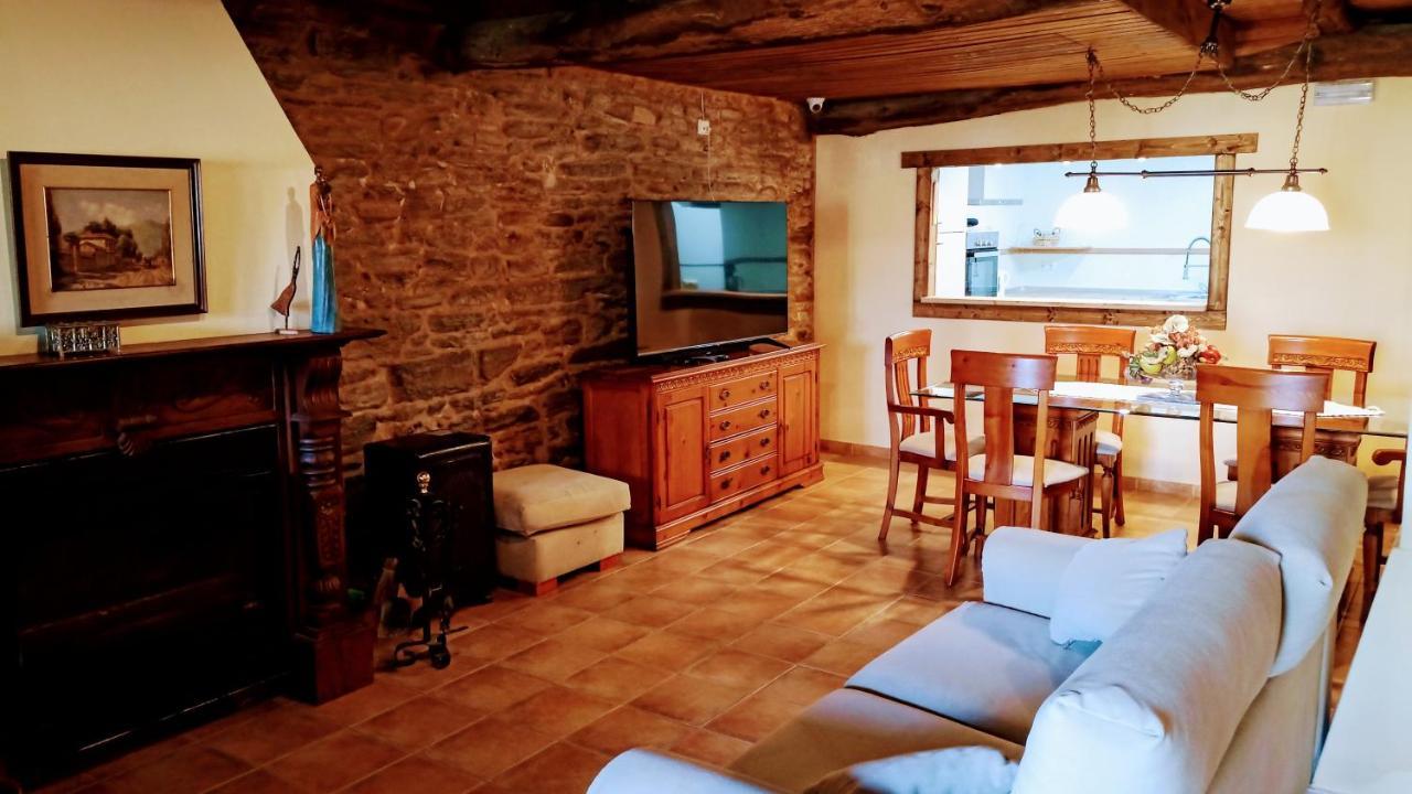 Hostel La Casona De Sarria Exteriér fotografie