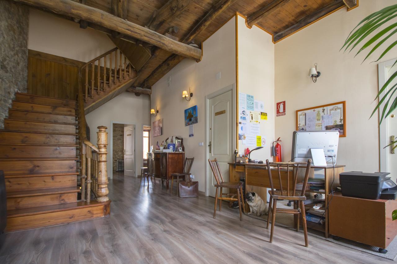 Hostel La Casona De Sarria Exteriér fotografie